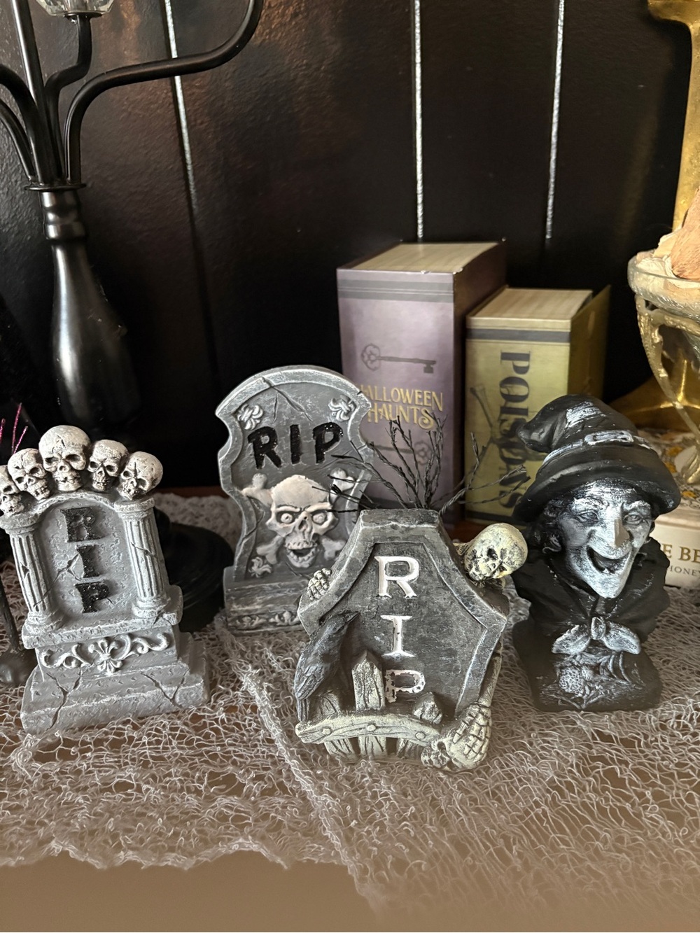 Halloween RIP Tombstone Decorations - Gray Set of 4 and 2 wire spooky trees